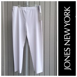 Jones NY | Large Pull-On Relaxed Cream Colored Pants Poly/Rayon/Spandex